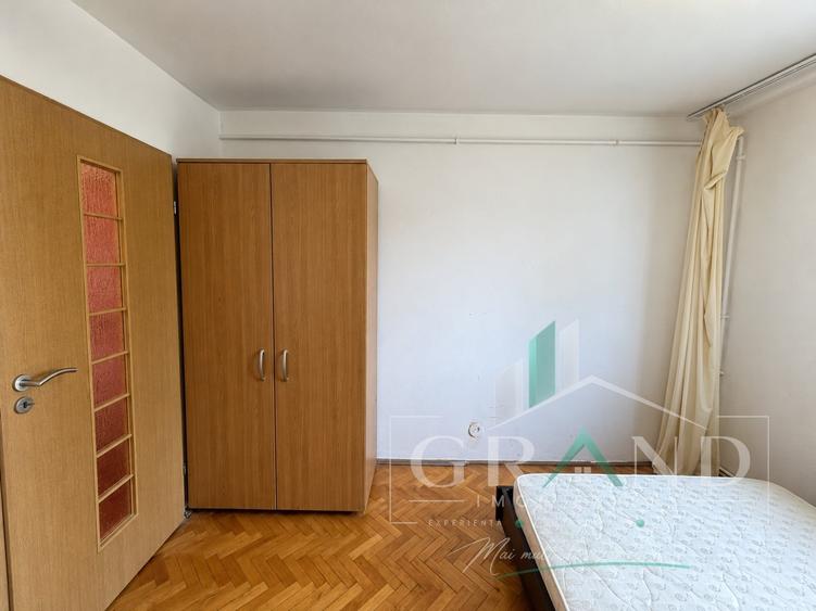 Apartament cu 3 camere semidecomandat, mobilat în Gheorgheni
