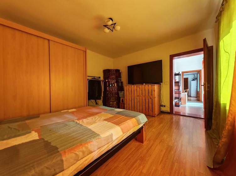 Casă cu 2 camere în Central