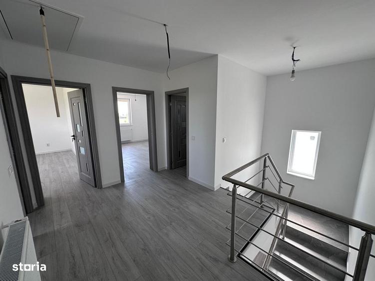 Casă cu 3 camere cu Teren 260 Mp în Clinceni