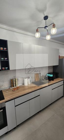 Apartament cu 2 camere semidecomandat, mobilat în Central