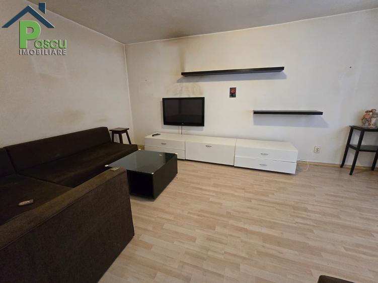Apartament cu 2 camere semidecomandat în Drumul Taberei