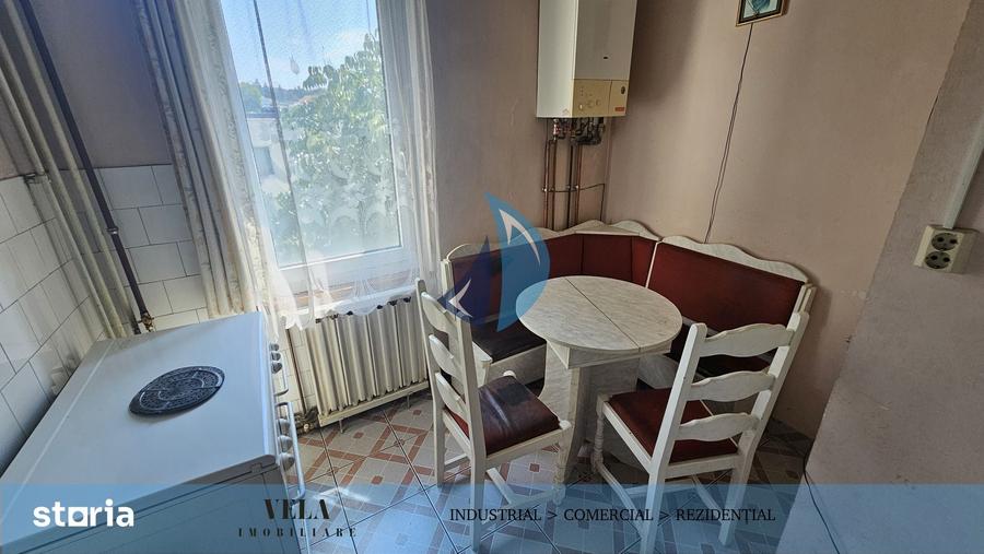Apartament cu 3 camere în 22 Decembrie 1989