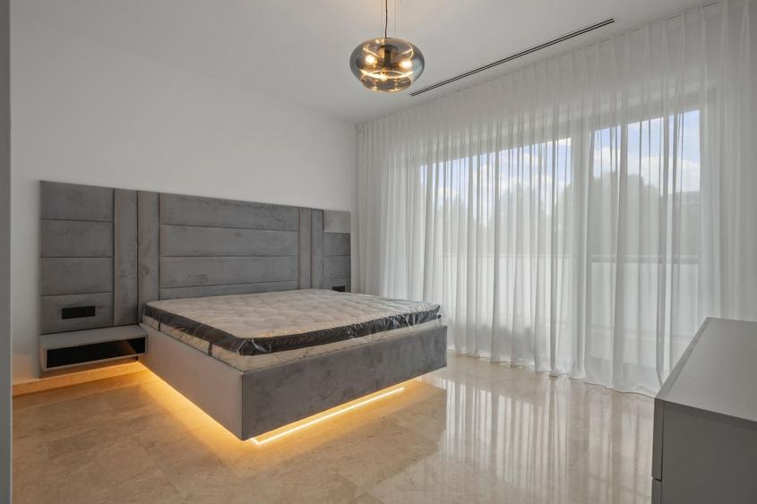 Apartament cu 3 camere decomandat, mobilat în Ultracentral