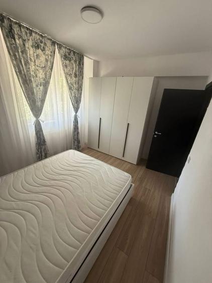 Apartament cu 2 camere decomandat în Ghencea