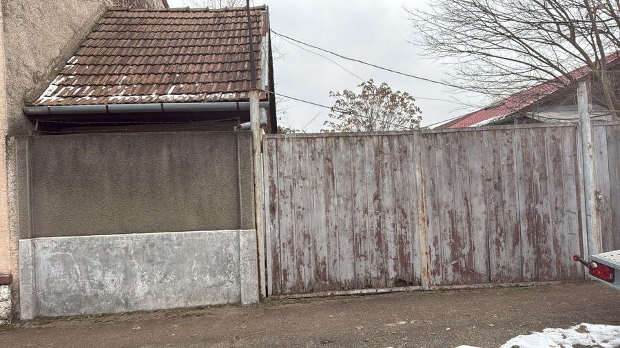 Teren Construcții intravilan de 1022 mp, în Iosia