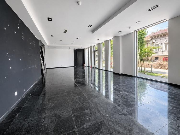 Spațiu comercial, de 80 mp, în Foișorul de Foc