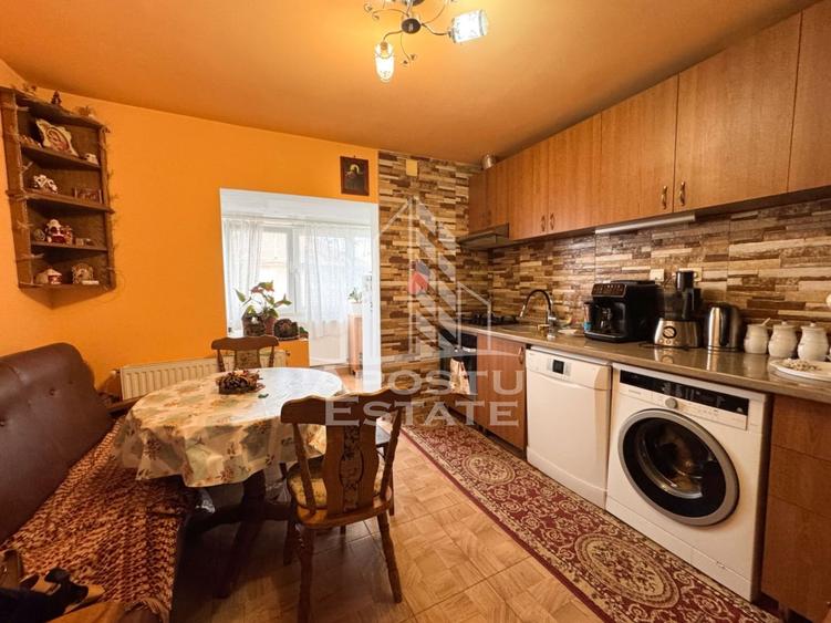 Apartament cu 2 camere decomandat, mobilat în Freidorf