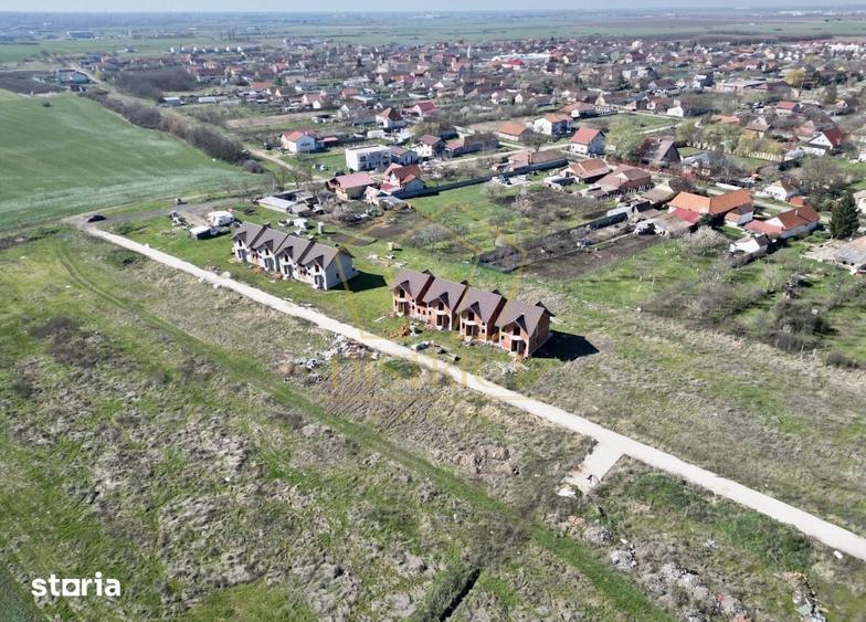 Teren de 771 mp, în Sânandrei