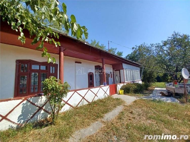 Casă cu 3 camere cu Teren 4658 Mp în Ghimpați