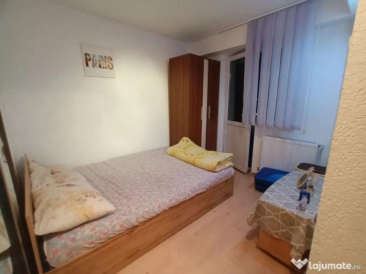 Apartament cu 2 camere nedecomandat, mobilat în Tomis Nord