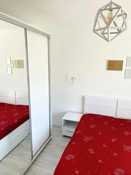 Apartament cu 2 camere decomandat, mobilat în Ultracentral