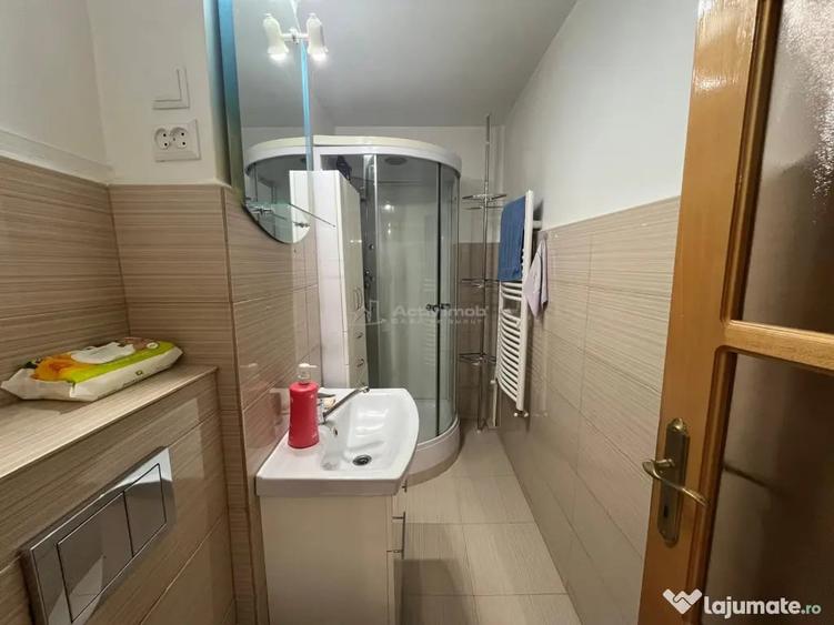 Apartament cu 2 camere decomandat în Central
