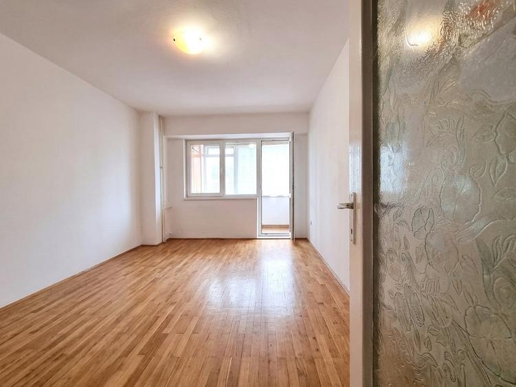 Apartament cu 2 camere decomandat în Ultracentral