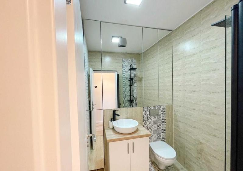 Apartament cu 2 camere, mobilat în Regie