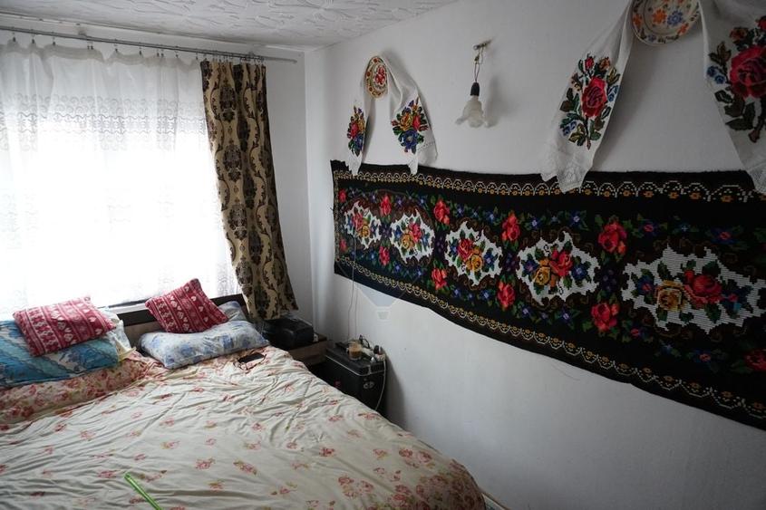 Casă individuală cu 4 camere cu Teren 1895 Mp în Săliștea de Sus
