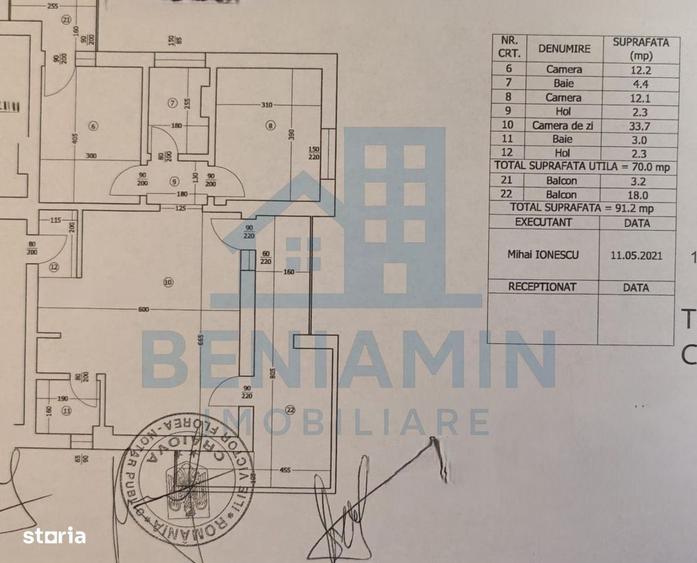 Apartament cu 3 camere semidecomandat în Făcăi