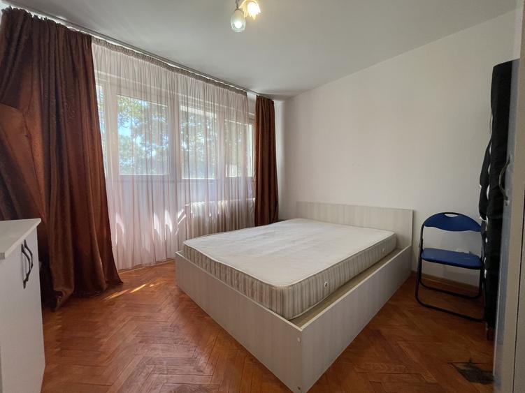 Apartament cu 2 camere decomandat, mobilat în Drumul Taberei