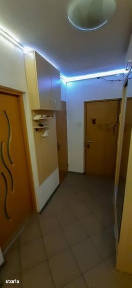 Apartament cu 3 camere decomandat în 13 Septembrie