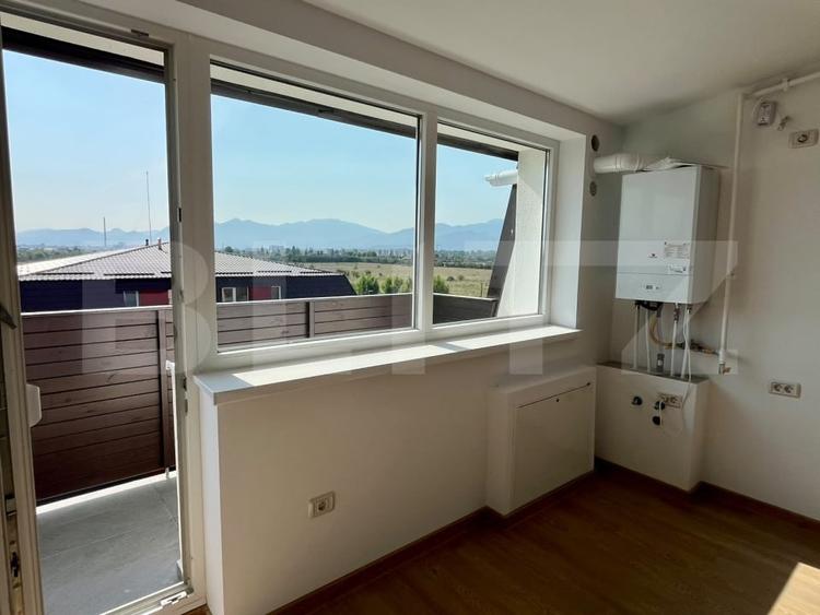 Apartament cu 2 camere decomandat în Sânpetru
