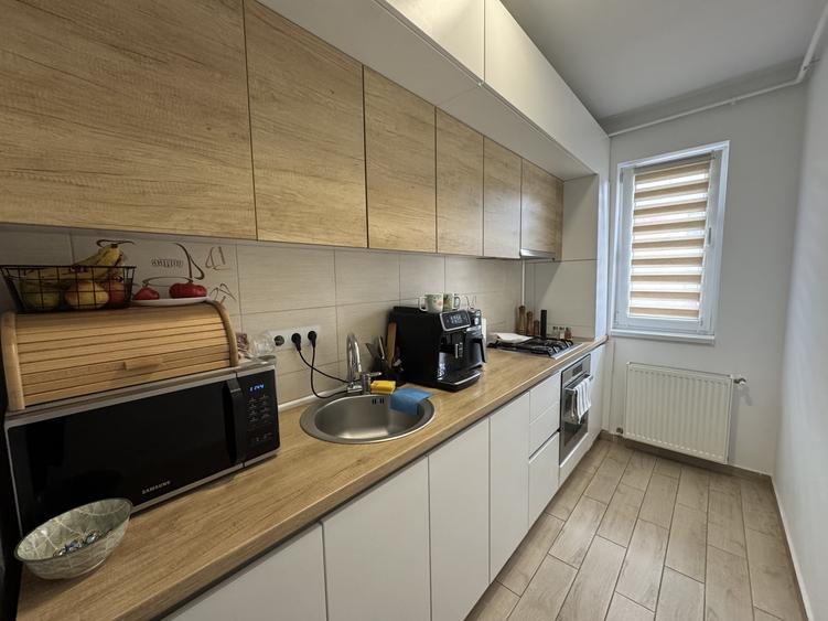 Apartament cu 2 camere decomandat, mobilat în Florești