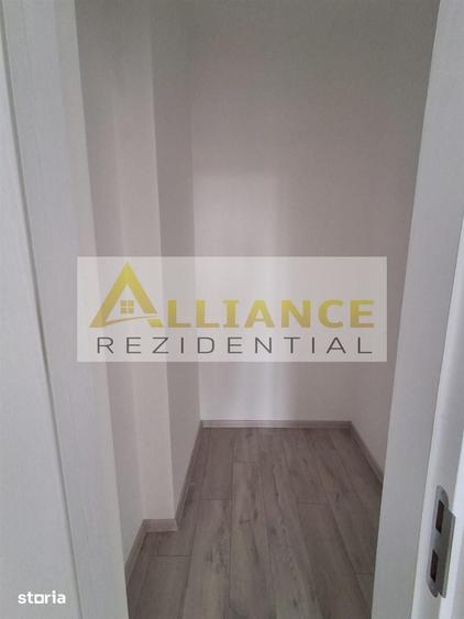 Apartament cu 3 camere în Central — fotografia 1