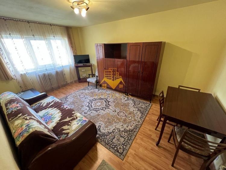 Apartament cu 3 camere decomandat, mobilat în Grigorescu