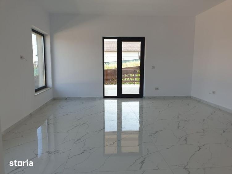 Casă cu 4 camere cu Teren 480 Mp în Valea Lupului