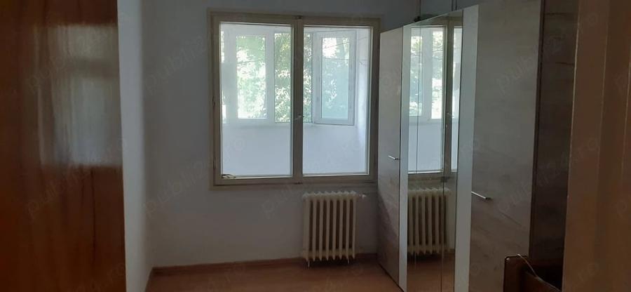 Apartament cu 4 camere semidecomandat în Nicolae Grigorescu