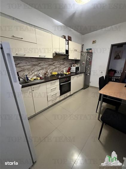 Apartament cu 3 camere decomandat, mobilat în Prelungirea Ghencea