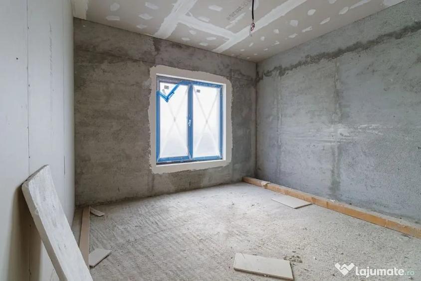 Casă cu 4 camere cu Teren 409 Mp în Corbeanca