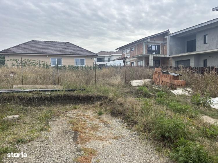 Spațiu comercial, în Dezmir