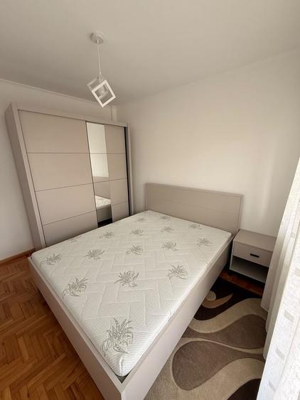 Apartament cu 2 camere decomandat în Exterior Vest