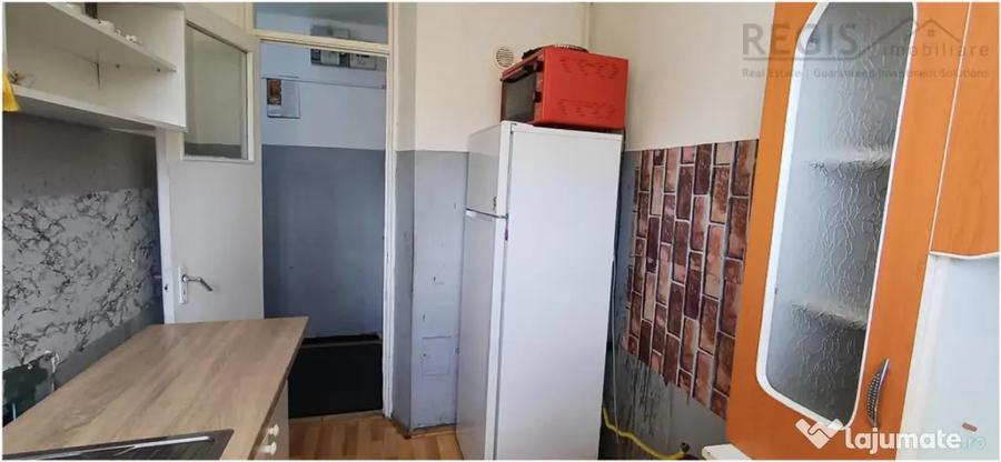 Apartament cu 2 camere nedecomandat în Județean