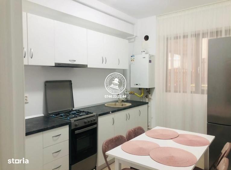 Apartament cu 4 camere, mobilat în Hlincea