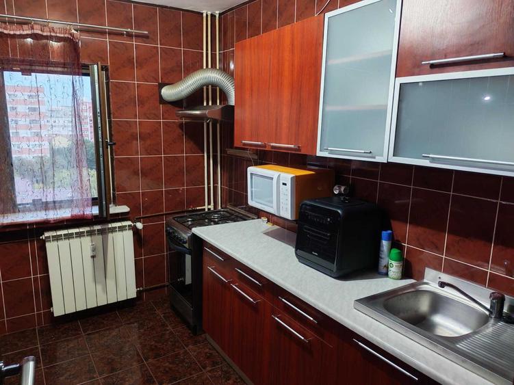 Apartament cu 2 camere decomandat în 13 Septembrie