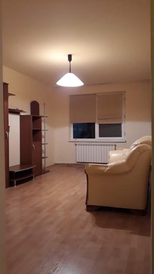 Apartament cu 4 camere decomandat în Gorjului