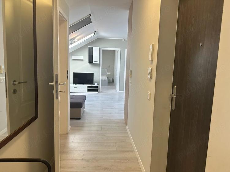 Apartament cu 3 camere decomandat în Dumbrăvița