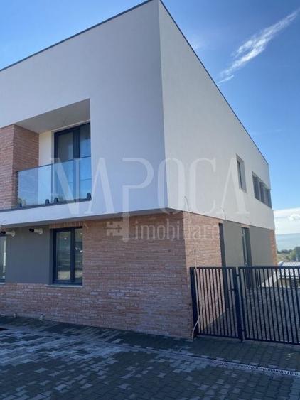 Duplex cu 4 camere cu Canalizare în Iris