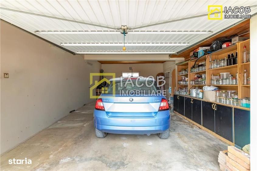 Casă cu 4 camere decomandat cu Teren 3762 Mp în Coman