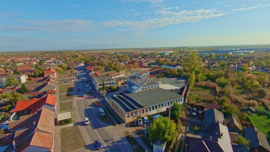 Spațiu industrial, de 479 mp, în Central