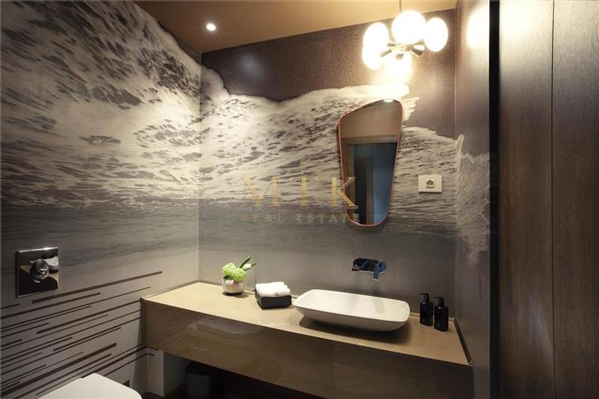 Apartament cu 3 camere decomandat, mobilat în Primăverii