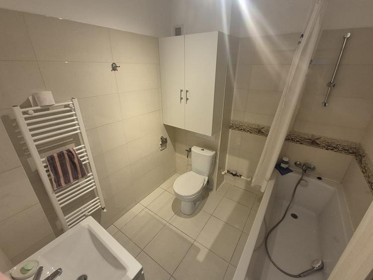 Apartament cu 2 camere semidecomandat în Semicentral