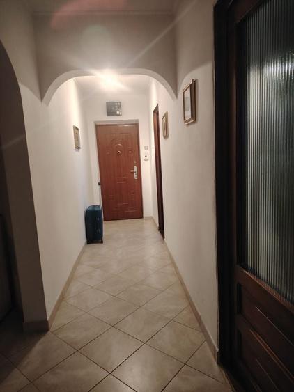 Apartament cu 4 camere în Central