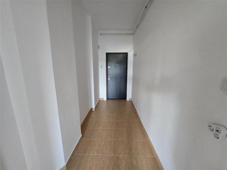 Apartament cu 2 camere semidecomandat, mobilat în Hărmanului