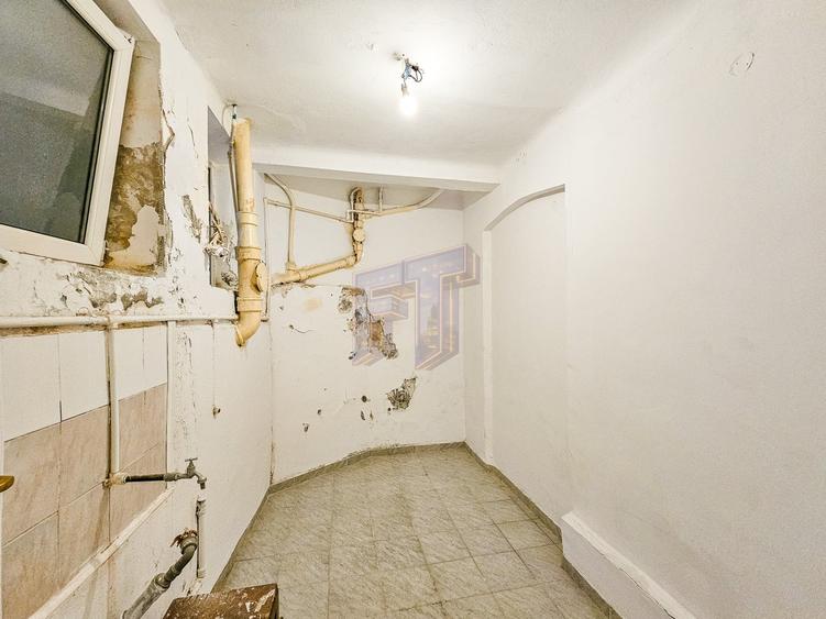 Apartament 3 camere, 79 mp în Cartierul Armenesc, vilă interbelică - 12