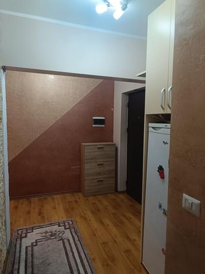 Apartament cu 2 camere decomandat în Siderurgiștilor