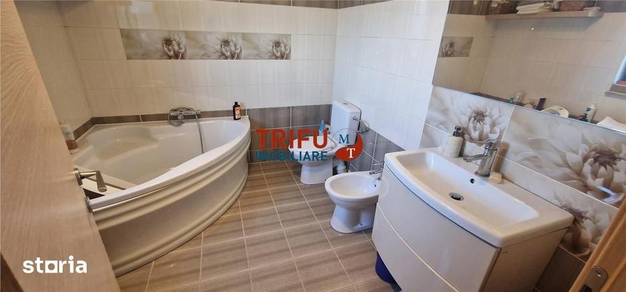 Casă cu 4 camere cu Teren 423 Mp în Central