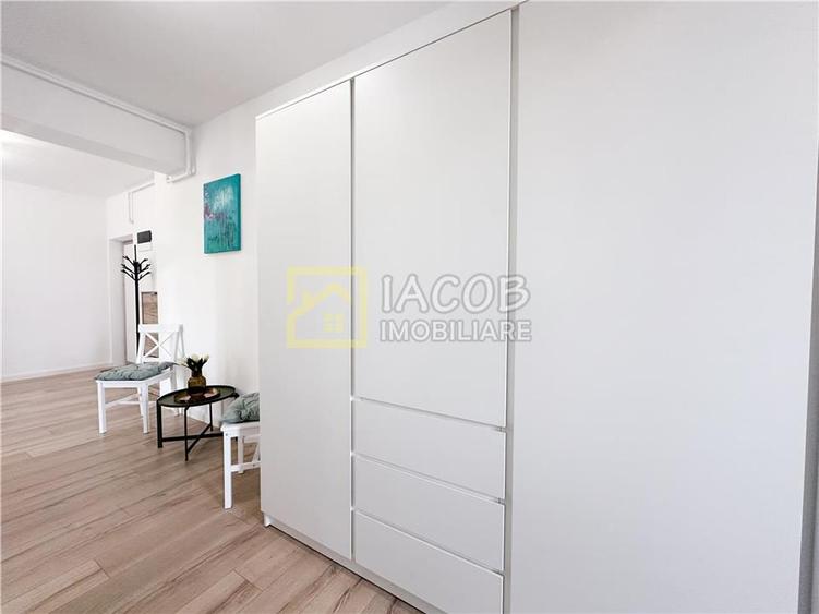 Apartament cu 2 camere semidecomandat în Central