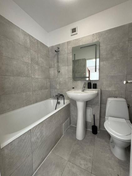 Apartament cu 4 camere în Alexandriei