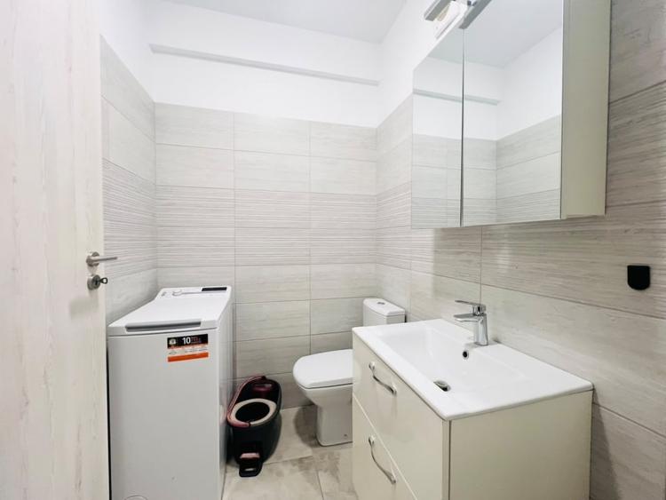 Apartament cu 3 camere, mobilat în Pipera